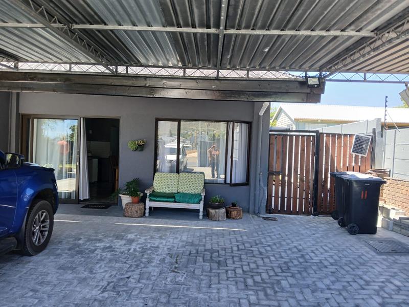 1 Bedroom Property for Sale in Gordons Bay Western Cape